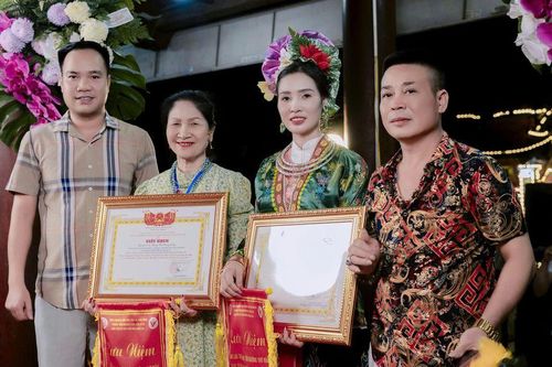 Chương trình 'Giao lưu thực hành Tín ngưỡng thờ Mẫu Đền Thánh Hóa năm 2025' được tổ chức từ ngày 8/10 - 11/10/2025