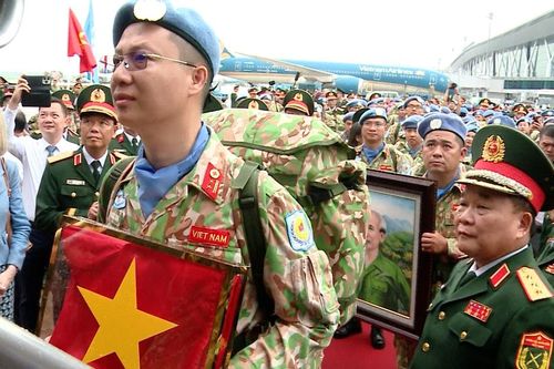 Việt Nam tiếp tục hành trình 'Mũ nồi xanh': Mang hòa bình đến Nam Sudan và Abyei