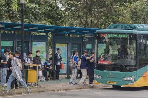 Điều chỉnh và tăng cường tuyến xe buýt từ Đại học quốc gia Thành phố Hồ Chí Minh đến Biên Hòa