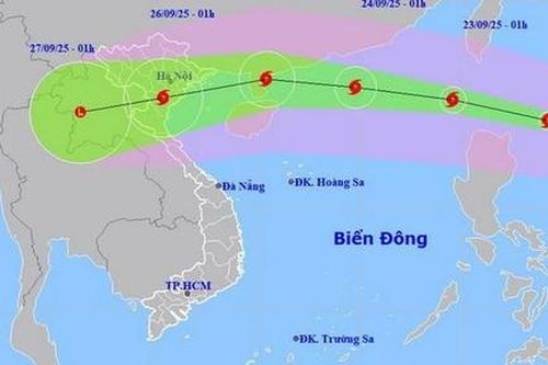 Siêu bão Ragasa giật cấp 17 và có khả năng mạnh thêm, hướng vào Biển Đông