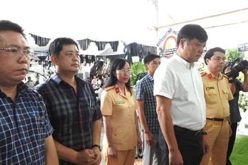 Ban Giám đốc Công an TPHCM thăm hỏi, chia buồn gia đình nạn nhân vụ TNGT thương tâm