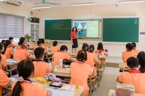 Loạt địa phương quyết liệt siết chặt thu chi đầu năm học