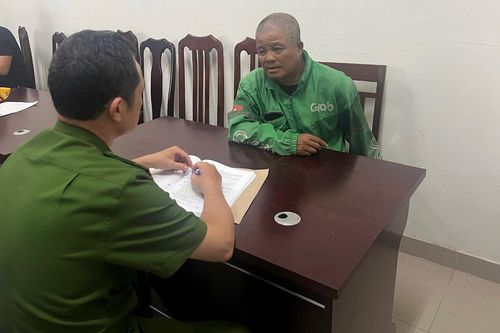 Thu nhập 'ngoài luồng' của người đàn ông có tiền án về tội môi giới mại dâm
