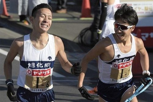 Người châu Á thống trị marathon nhờ dải băng tinh thần