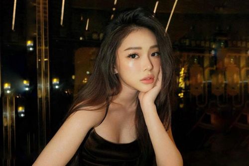 Hot girl nổi tiếng Singapore trả giá vì ăn trộm đồ siêu thị