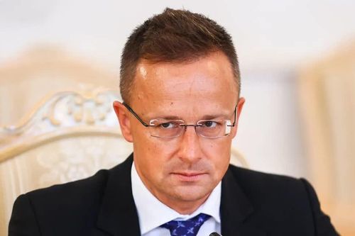 Hungary lo ngại Thế chiến 3, Đức cảnh báo sốc nếu xung đột trực tiếp với Nga