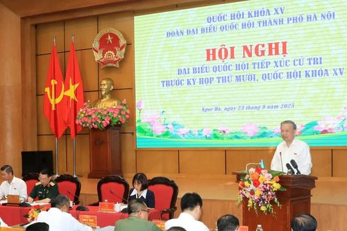 Tổng Bí thư Tô Lâm tiếp xúc cử tri Thành phố Hà Nội trước Kỳ họp thứ 10 Quốc hội khóa XV