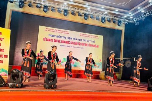 Bảo tồn, phát huy giá trị văn hóa truyền thống dân tộc Khơ Mú ở Nghệ An