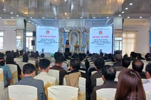 Nâng cao năng lực trợ giúp pháp lý cho già làng, trưởng bản, người có uy tín