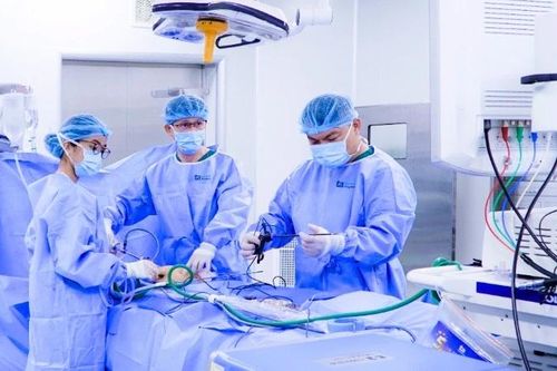 Ba chị em cùng mắc ung thư do đột biến gene di truyền