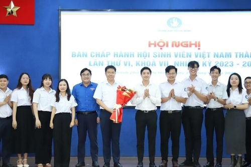 Anh Nguyễn Đăng Khoa làm Chủ tịch Hội Sinh viên TP. HCM