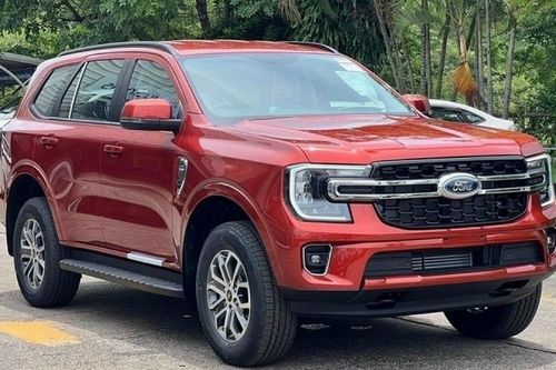 Top 4 xe SUV hạng D bán chạy nhất tháng 8/2025: Ford Everest tiếp tục lập đỉnh