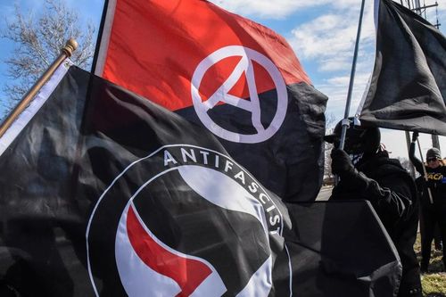 Tổng thống Mỹ đưa Antifa vào danh sách tổ chức khủng bố
