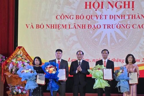 Thành lập trường Cao đẳng Lạng Sơn, công bố bổ nhiệm lãnh đạo mới
