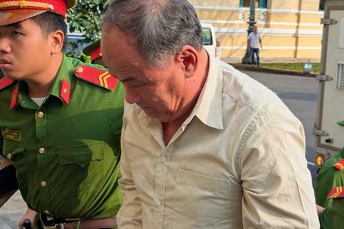 Cựu Chủ tịch UBND tỉnh An Giang Nguyễn Thanh Bình được giảm án