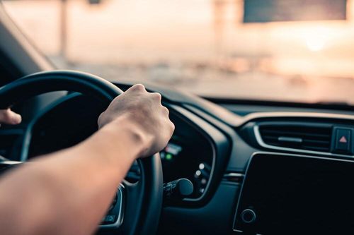 Sự thật về tin đồn học sinh lớp 6 bị 'một nam một nữ kéo lên ô tô' ở Hà Nội