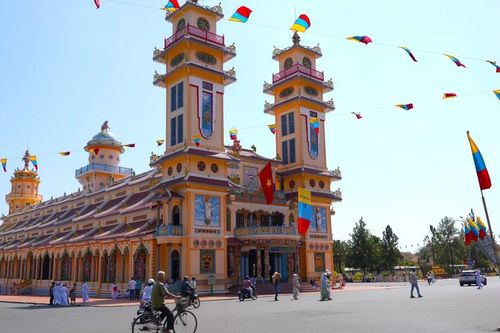 Khơi dậy sức mạnh đại đoàn kết ở vùng biên giới Tây Nam
