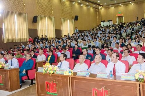 Trường Đại học Nam Cần Thơ đào tạo 10 chuyên ngành bằng tiếng Anh