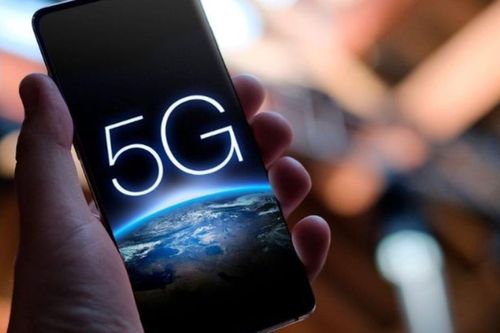 Lần đầu tiên điện thoại 5G chiếm một nửa thị phần smartphone bán ra tại Việt Nam