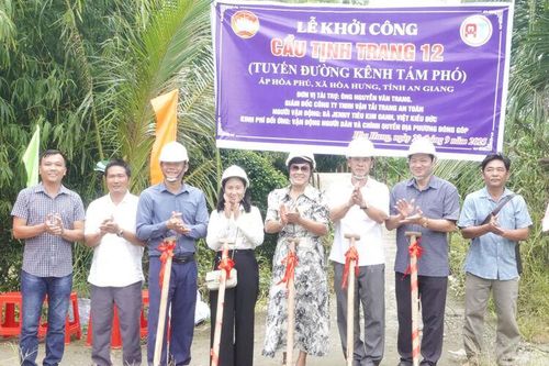 Hơn 570 triệu đồng xây dựng cầu giao thông nông thôn tại xã Hòa Hưng