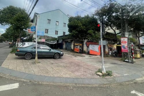 Kỳ án tranh chấp lô 'đất vàng' ở phường Diên Hồng