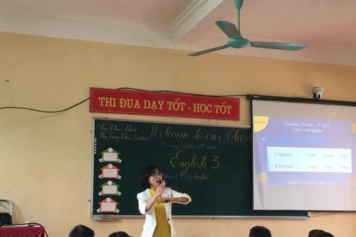 Phân công biệt phái 17 giáo viên Tiếng Anh đến các trường vùng khó