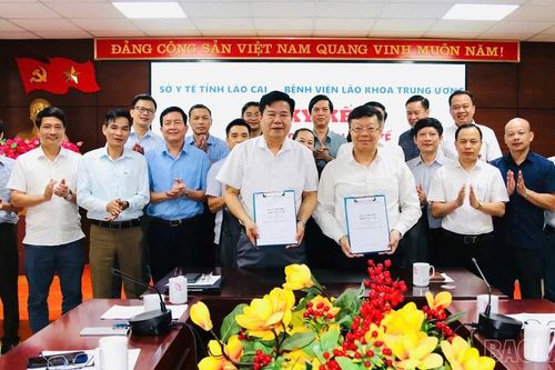 Ký kết hợp tác y tế toàn diện giữa Sở Y tế tỉnh Lào Cai và Bệnh viện Lão khoa Trung ương