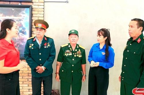 Giáo dục truyền thống cách mạng cho thế hệ trẻ