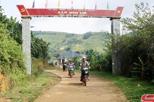 Chi bộ bản tiêu biểu về học tập và làm theo Bác