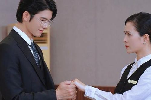 Phim tổng tài: Kịch bản phi lý vẫn ngập tràn nền tảng mạng xã hội tại Việt Nam