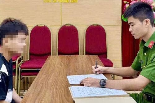 Xử lý đối tượng mượn điện thoại người khác gọi điện đến Tổng đài 114 để trêu đùa