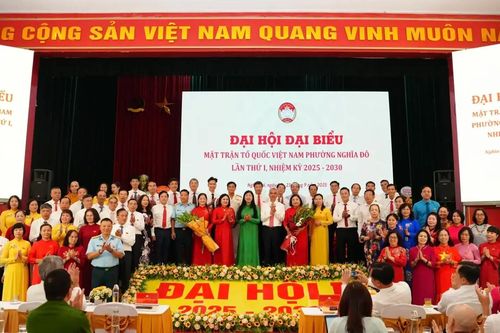 Ở đâu có nhân dân, ở đó có Mặt trận