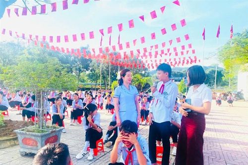 Nghệ An: Trang bị kiến thức sức khỏe sinh sản cho hơn 420 học sinh