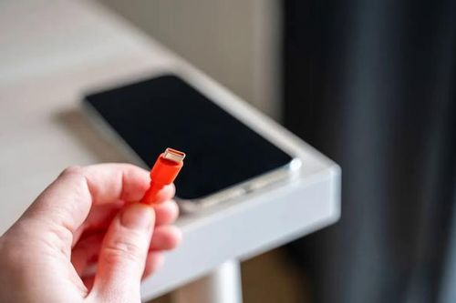 Nguyên nhân sạc nhanh bỗng dưng chậm chạp