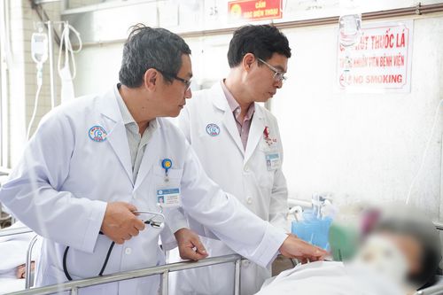 Vụ bắn hai mẹ con người tình rồi tự vẫn: Người mẹ liệt tứ chi