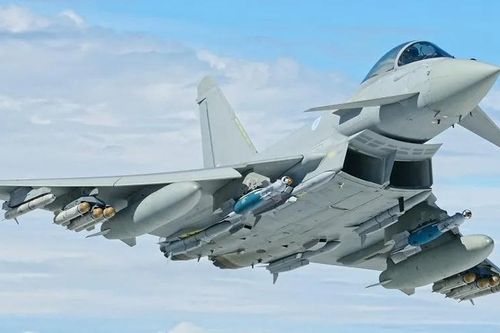 Tên lửa APKWS giúp tiêm kích Eurofighter Typhoon có khả năng tấn công cực mạnh