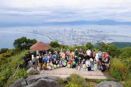 Đại biểu quốc tế ấn tượng với đa dạng sinh học ở bán đảo Sơn Trà Đà Nẵng