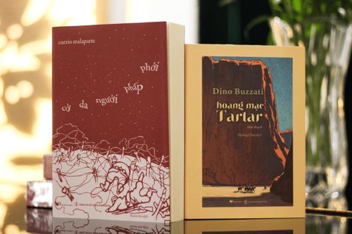 'Hoang mạc Tartar', 'Cờ da người phấp phới': Hai lát cắt văn học Italy