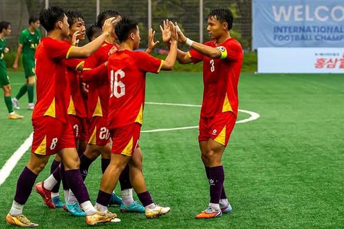 Tuyển trẻ Việt Nam thắng 4-0 đại diện của Trung Quốc ở giải đấu tại Hàn Quốc