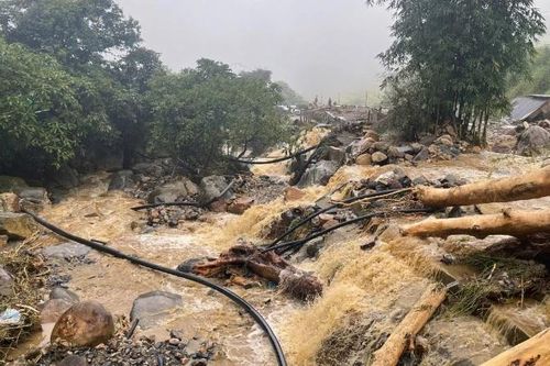 Lào Cai tập trung ứng phó với bão số 9
