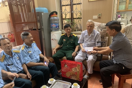 Hội Cựu chiến binh phường Phúc Lợi đi đầu trong xây dựng tổ chức đảng và chính quyền địa phương vững mạnh