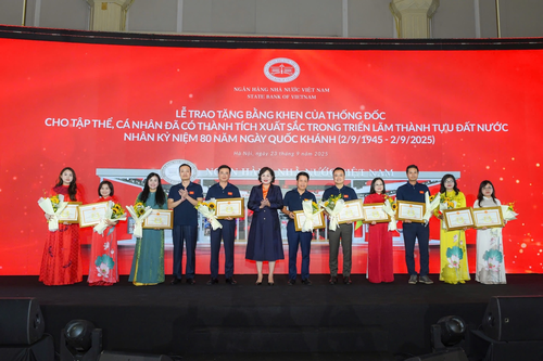 Ngành ngân hàng góp phần vào thành công chung của Triển lãm thành tựu đất nước