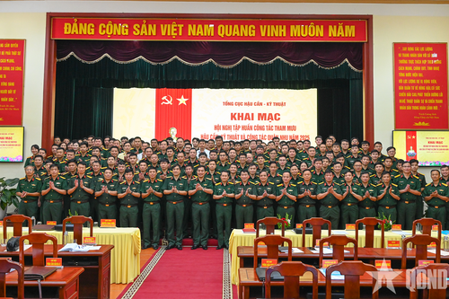 Nâng cao hiệu quả công tác tham mưu hậu cần, kỹ thuật