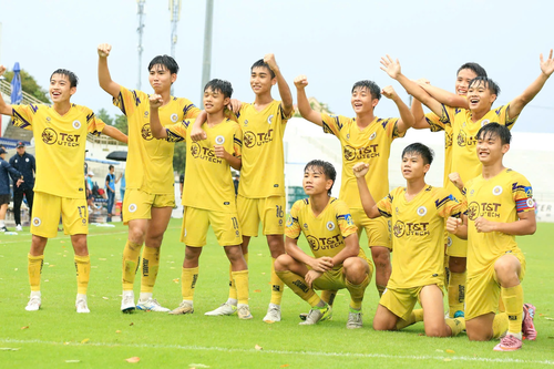 Xác định cặp đấu chung kết Giải bóng đá U17 quốc gia 2025