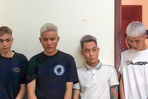 Thanh niên 19 tuổi ở Nghệ An cầm đầu đường dây bán 'cỏ Tobacco' qua mạng