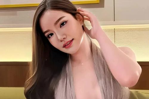 Tình cảnh hoa hậu vừa bị tước vương miện