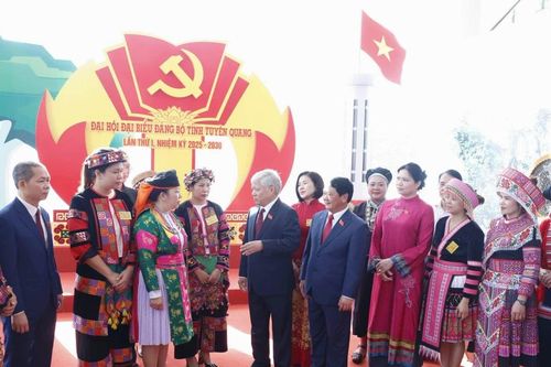 Hình ảnh ngày khai mạc Đại hội đại biểu Đảng bộ tỉnh Tuyên Quang lần thứ I