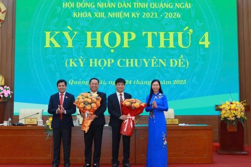 Quảng Ngãi có thêm 2 Phó Chủ tịch UBND tỉnh