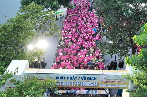 Run For Love 2025: Chạy giữa mùa thu Hà Nội, chạm vào yêu thương
