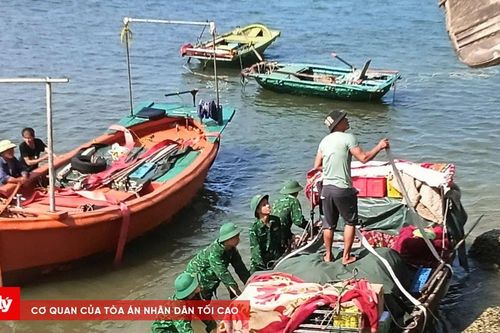 Bộ đội Biên phòng TP. Hải Phòng hỗ trợ người dân ứng phó bão số 9